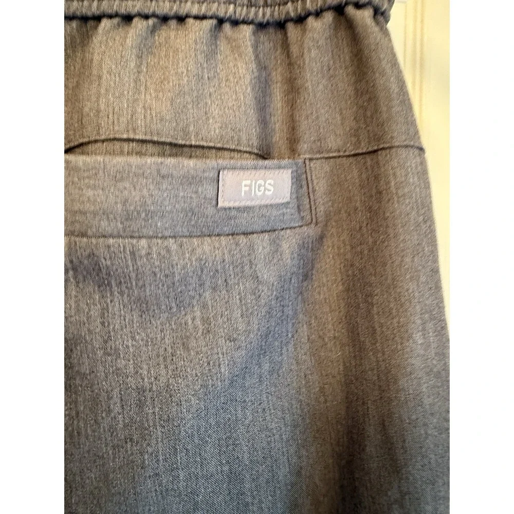 Figs Technical Collection Jogger Pants Mens M/S Gray Heathered Scrub Bottoms